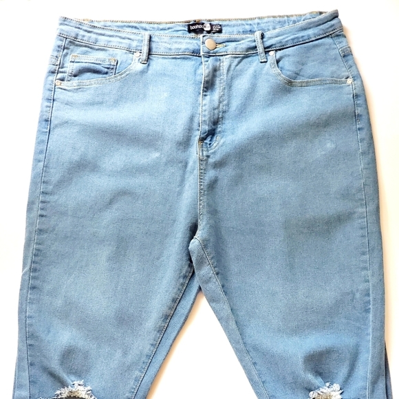 Boohoo Plus Size Distress Knee Stretch Skinny Jean Size 16 - Picture 2 of 8